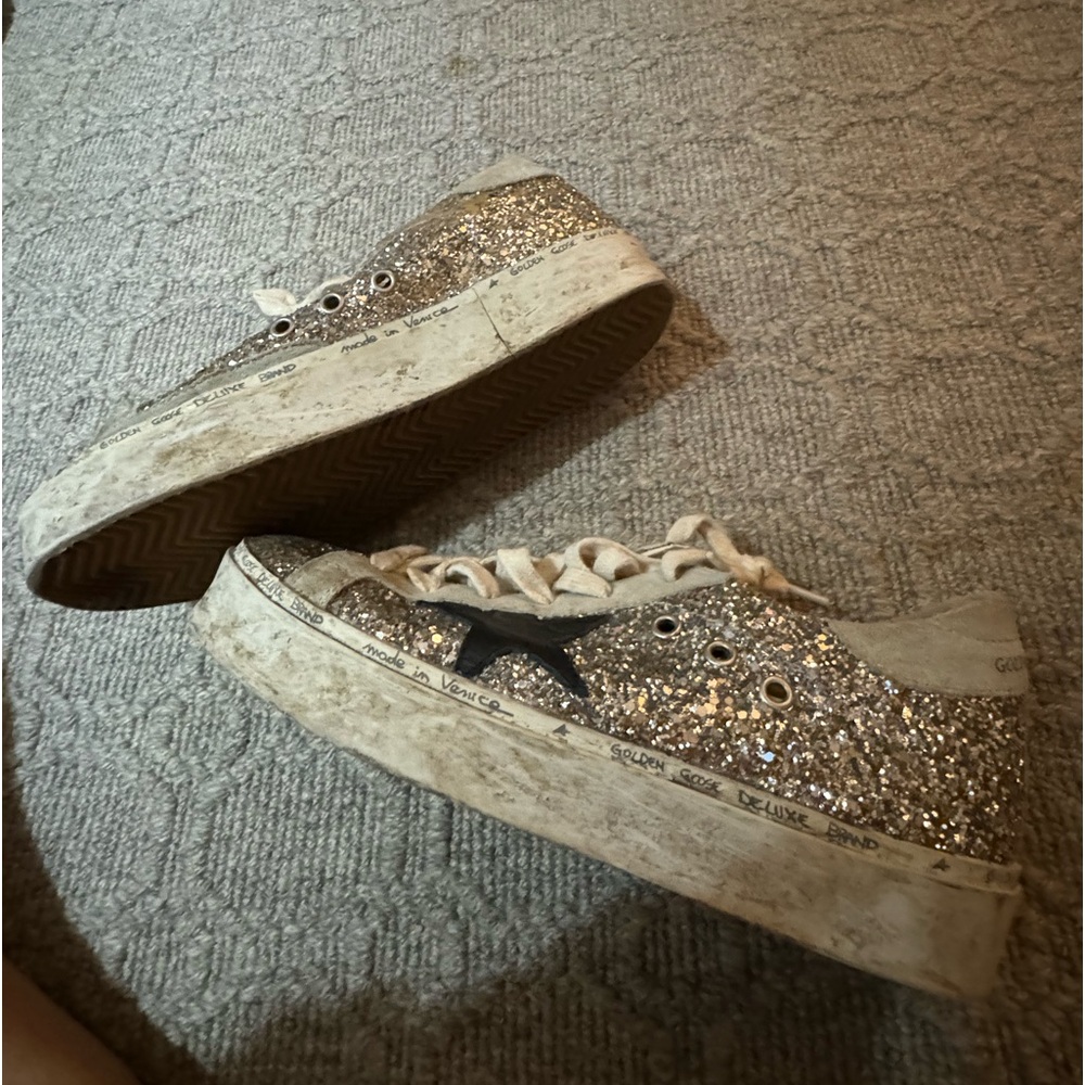 Hi Star Golden Goose